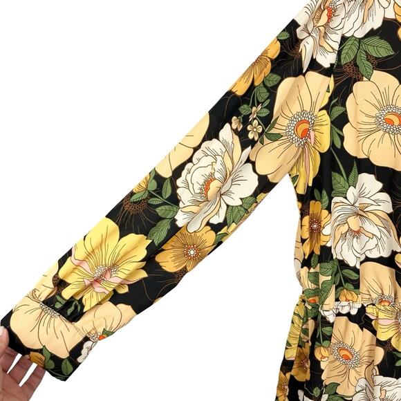 Forever21 Black Yellow Multi Long Sleeve Floral Short Romper Size 1X - Picture 4 of 12